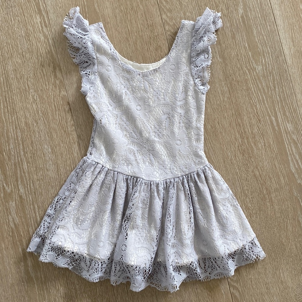 Girl and a mouse silver gray Girls dress! Size 7